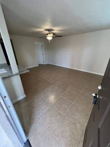 Main picture of 411 N Hill