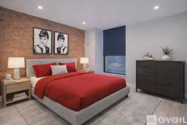 Main picture of 204 E 13th St