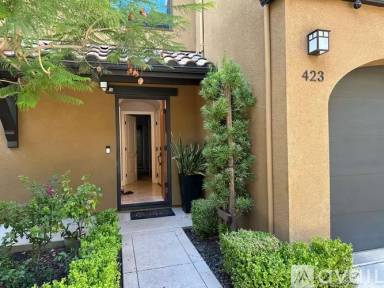 Main picture of 423 Willow Glen Ct
