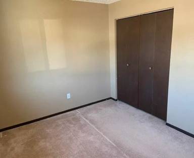 Main picture of 1807 E Capitol Ave