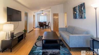 Main picture of 1466 S Canfield Ave