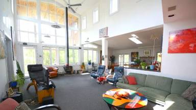 Main picture of 11 River Park Dr