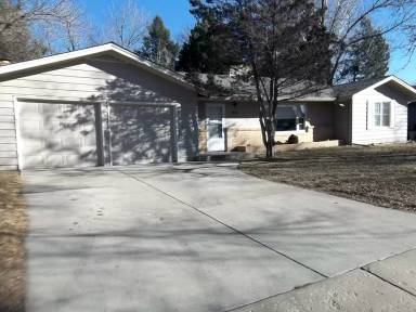 Main picture of 2512 S College Ave