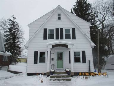 Main picture of 1554 Bridge St NW