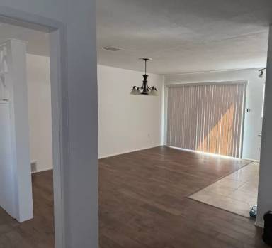 Main picture of 2716 Beechwood St