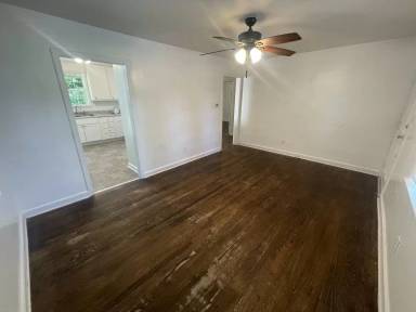 Main picture of 2421 Renfrow Rd