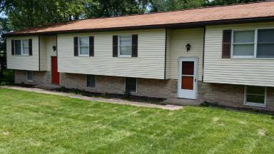 Main picture of 1266 N Main St