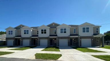 Main picture of 7 Holmes Blvd NW