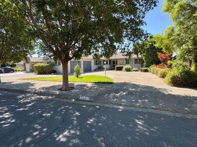Main picture of 2245 Gunar Dr