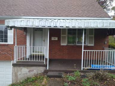 Main picture of 163 McLaughlin Dr