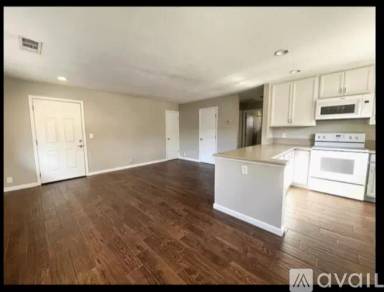 Main picture of 2660 Woodridge Ct