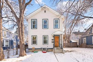 Main picture of 32 Douglas St
