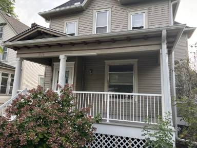 Main picture of 1076 15th Ave SE