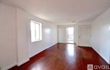 Main picture of 230 Willard St