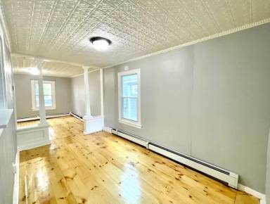 Main picture of 345 Washington Ave