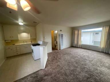 Main picture of 115 E Pomona St