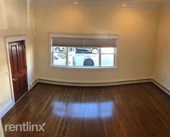 Main picture of 845 E 2nd St