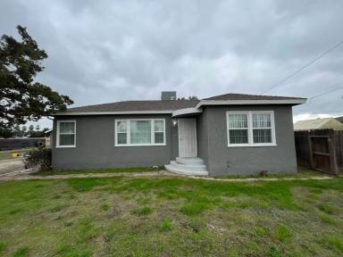 Main picture of 2105 E Kern Ave
