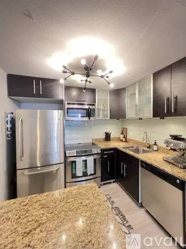 Main picture of 1032 N Clarkson St