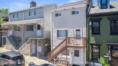 Main picture of 16 S 13th St