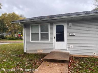 Main picture of 1017 W Washita-2