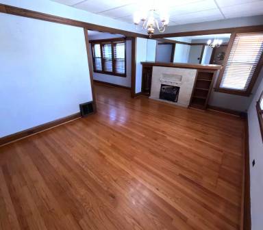 Main picture of 3117 N Mango Ave