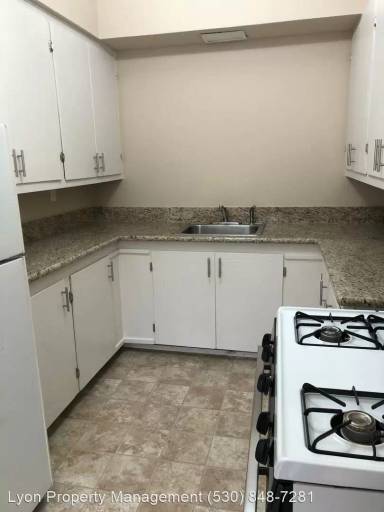 Main picture of 815 Eureka Ave
