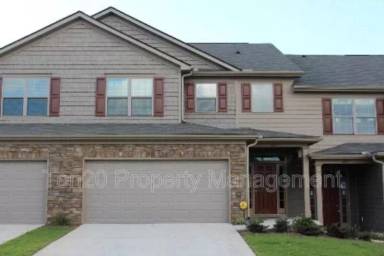 Main picture of Harper Woods Apartments