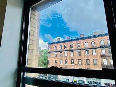 Main picture of 448 Amsterdam Ave