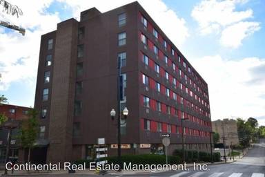 Main picture of Hetzel Plaza