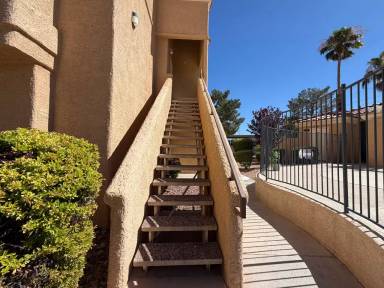Main picture of 900 Heavenly Hills Ct