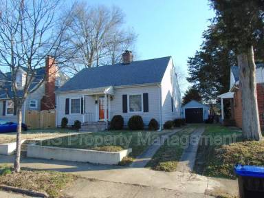 Main picture of 815 Bright St