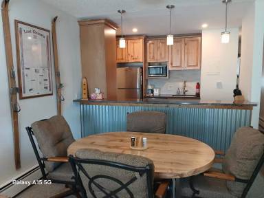 Main picture of 203 E. Meadow Mile - 12-10