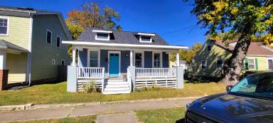 Main picture of 2007 Albany Ave