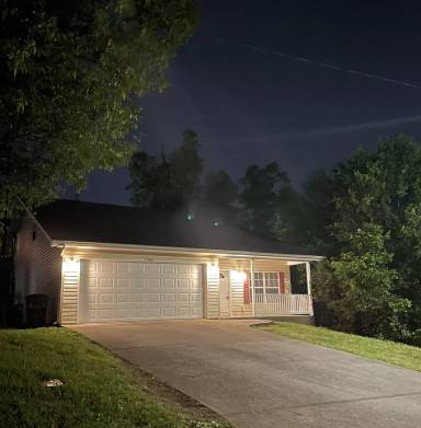 Main picture of 1304 Goldleaf St