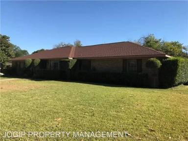 Main picture of 2752 Teakwood Ln