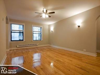 Main picture of Roscoe Apartments