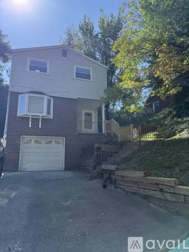Main picture of 1835 Homestead Duquesne Rd