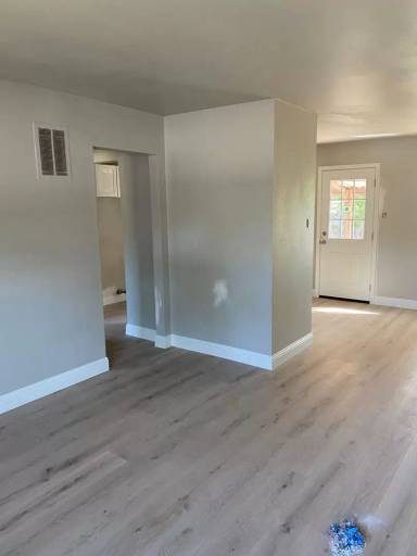 Main picture of 807 Raleigh Cir