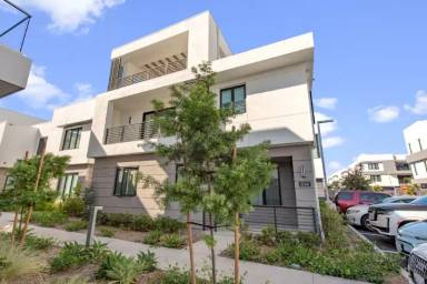 Main picture of 16318 Dawn Way
