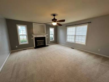 Main picture of 303 Princess Anne Cir