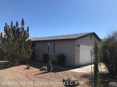 Main picture of 642 S 8th St