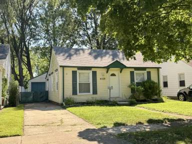 Main picture of 4509 Carnegie St