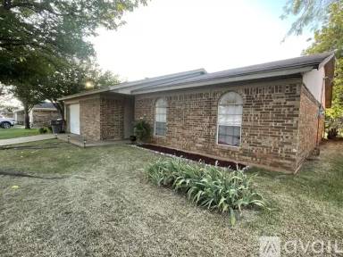 Main picture of 2714 Tampico Dr