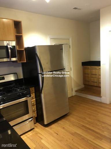 Main picture of 7007 N Washtenaw Ave