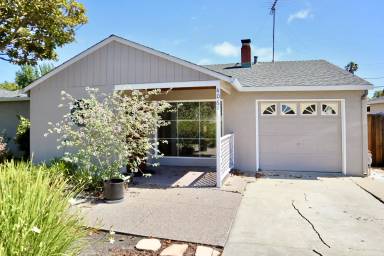 Main picture of 4073 Middlefield Rd