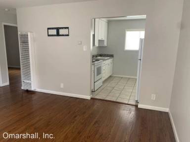 Main picture of 640 Grand Ave