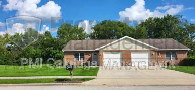 Main picture of 740 Meadow Glen Ave