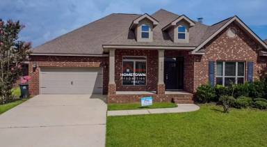 Main picture of 9379 Pebble Stone Dr