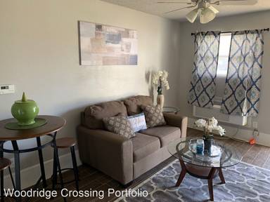Main picture of Woodridge Crossing